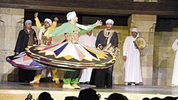 عرض لفرقة "التنورة التراثية" بمركز إبداع قبة الغوري