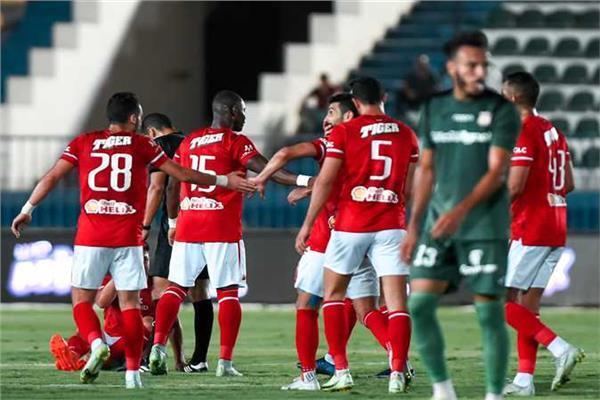 عبد العال : الأهلي أكثر الأندية استفادة من التحكيم