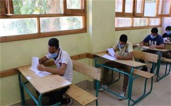   طلاب الثانوية العامة "دور ثان" يبدأون امتحان مادة الديناميكا اليوم