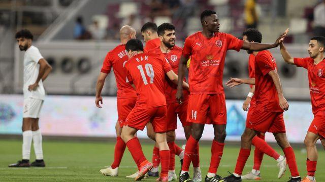 الدحيل يهدد صدارة العربي في الدوري القطري
