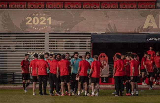 الأهلى يتجنب الإجهاد بتدريبات استشفائية للأساسين استعدادًا لمواجهة سيراميكا 