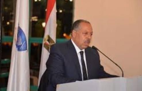 "الطيبي" يشارك فى الحلقة النقاشية حول قضايا المرأة بقرى قنا