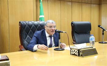 «القاضي» يوجه بتنسيق الأعمال بين القطاعات لإنهاء كافة الخدمات بمشروعات «حياة كريمة»
