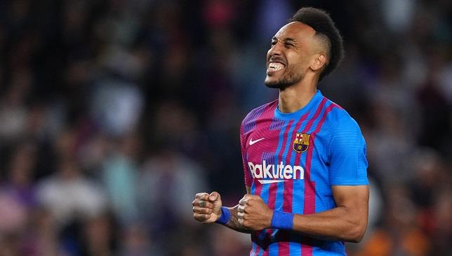 اجتماع جديد يحدد مصير أوباميانج مع برشلونة
