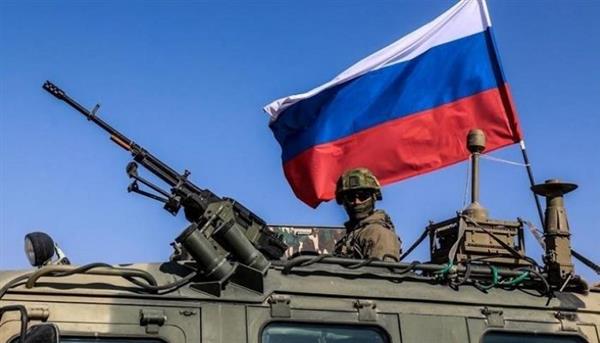كاتب بريطانى: روسيا تتهم أمريكا بالتورط بشكل مباشر فى حرب أوكرانيا