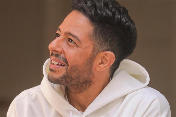2 سبتمبر.. حماقي يحيى حفلاً بالعلمين