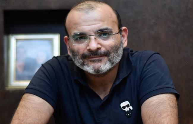 ميرفت أميت تهنئ أيمن بهجت قمر بالتخرج.. والأخير يرد: حبيبتي وحبيبة الكل