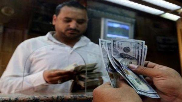 الدولار يرتفع قرشين جديدين في تعاملات البنوك اليوم 