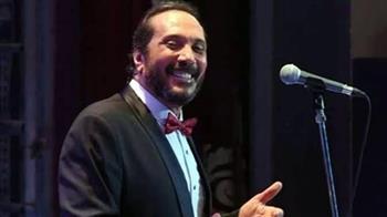 علي الحجار فى حفل فنى على مسرح سيد درويش بالإسكندرية