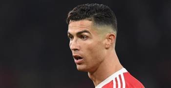 عملاق برازيلي يراقب وضعية رونالدو