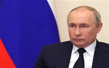   بوتين يصدر مرسومًا يحظر مواطني «الدول غير الصديقة» من تداول أسهم الشركات الروسية