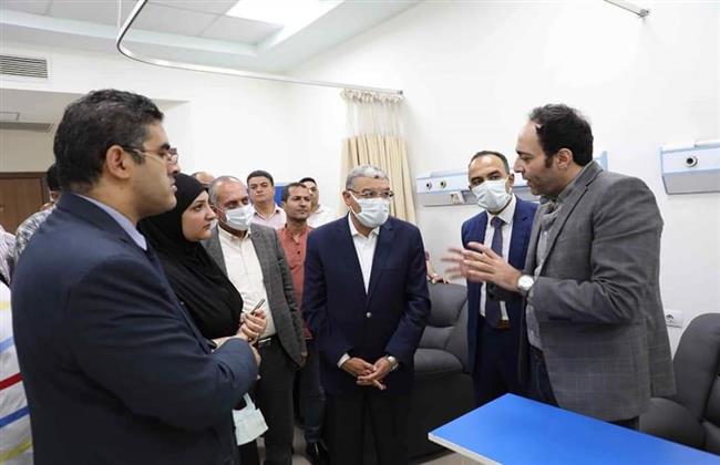 الأولى من نوعها بالمنيا.. «القاضي» يتفقد وحدة «التصلب المتعدد» بمستشفى سمالوط التخصصي