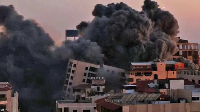 الاحتلال الإسرائيلي يشن غارة جديدة على موقع غرب مدينة غزة