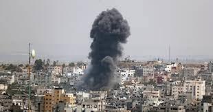   وقفة منددة بالعدوان الإسرائيلى على قطاع غزة بمدينة أم الفحم