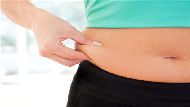 لماذا تلجأ النساء إلى عمليات شفط الدهون؟