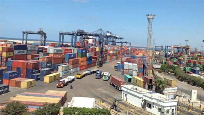 ميناء الإسكندرية: نشاط في حركة الملاحة وتداول البضائع والحاويات