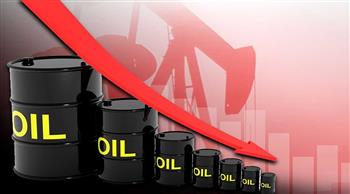   انخفاض أسعار النفط في بداية التعاملات اليوم 