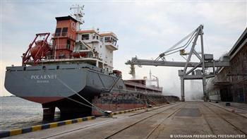 أوكرانيا: مغادرة أول سفينة تحمل منتجات غذائية ميناء "بيفديني"