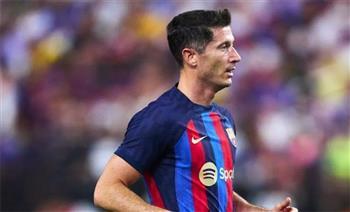 ليفاندوفسكي يوجه رسالة لجماهير برشلونة