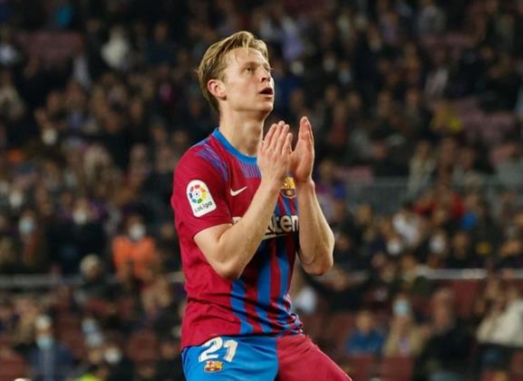 برشلونة يهدد دي يونج بفسخ عقده