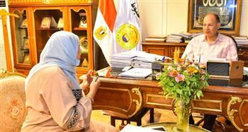محافظ أسيوط يعلن افتتاح معرض لمنتجات الأيدي الناعمة للمشغولات اليدوية.. غداً