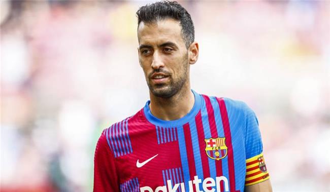 برشلونة يجتمع بوكيل بوسكيتس