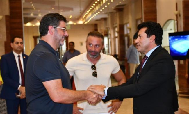 وزير الرياضة يلتقى المدير الفنى لمنتخب مصر لكرة القدم 