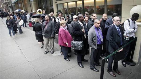 وزارة العمل الامريكية : انخفاض عدد طلبات إعانة البطالة الأمريكية