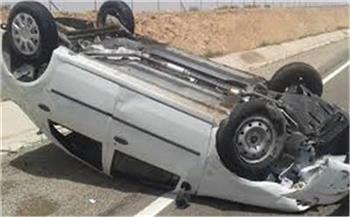  إصابة 6 أشخاص من أسرة واحدة في حادث سير على صحراوى سوهاج 