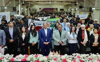 مدير مكافحة الإدمان يلتقى بـ200 طالب وطالبة من الجامعات الأهلية للتوعية بأضرار تعاطي المخدرات