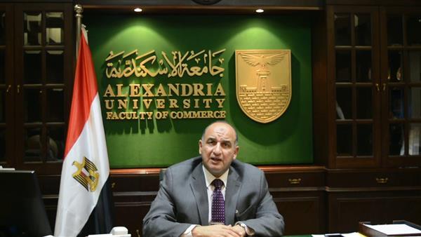 عميد تجارة الإسكندرية: لم أصفع طالبتين في مكتبي والكلام عار من الصحة