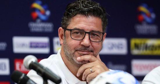 اتحاد الكرة يعين «تيتو» مترجماً لروي فيتوريا 