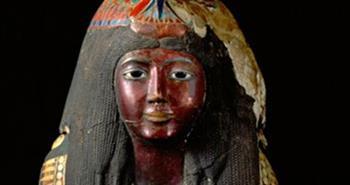 خبير آثار يطالب باستنساخ أشهر الآثار المصرية المنهوبة وعرضها بمتحف الحضارة