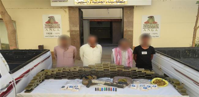 بـ 7 مليون جنيه.. سقوط  أكبر تجار المخدرات بالسويس وجنوب سيناء 