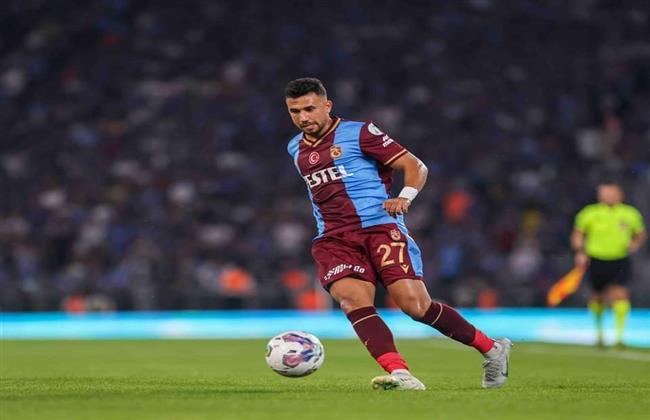 تريزيجيه يتوج بلقب أفضل لاعب في مباراة طرابزون وسرفينا الصربي