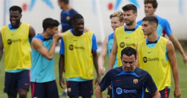 وجه جديد يظهر في تدريبات برشلونة