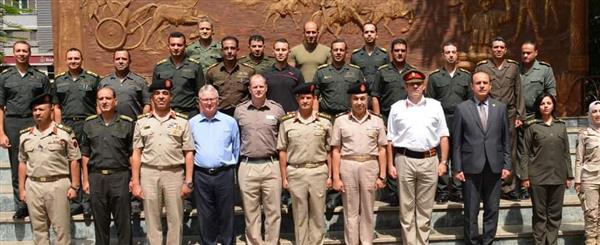 أكاديمية ناصر العسكرية للدراسات العليا تستضيف فريق التدريب المتنقل البريطانى