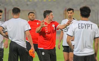 برنامج علاجي لعمر جابر بمعسكر المنتخب والقائمة النهائية للاعبين غداً