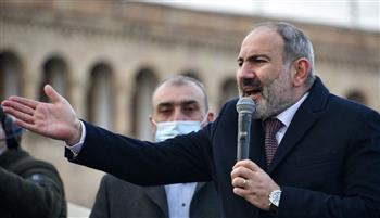   رئيس وزراء أرمينيا: نمتنع عن فرض الأحكام العرفية حتى الآن