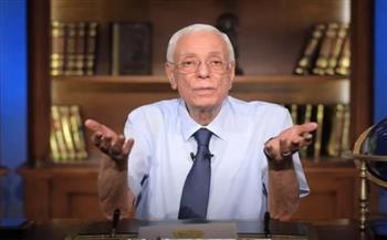 الهرمونات السبب.. حسام موافي: السيدات أطول عمرا من الرجال