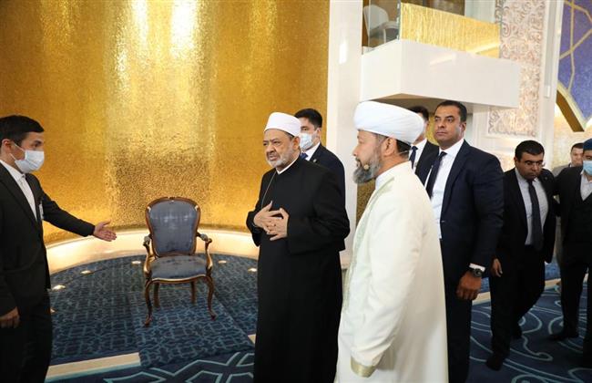 شيخ الأزهر يصل مسجد نور سلطان الكبير أكبر مساجد كازاخستان