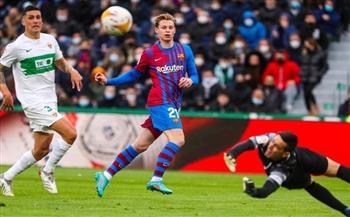 برشلونة يبحث عن الفوز على إلتشي لاحتلال صدارة الدوري الإسباني
