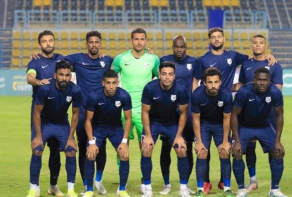 إنبي يمدد عقود 4 لاعبين