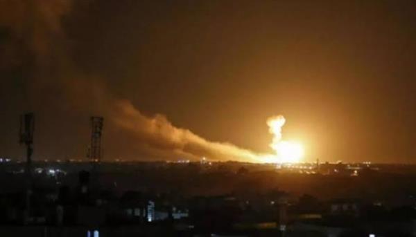سوريا: غارة جوية إسرائيلية على دمشق وسقوط ٥ جنود