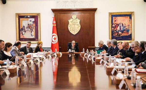 مجلس الوزراء التونسى يصادق على عدد من مشاريع المراسيم والأوامر الرئاسية