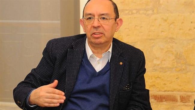 خبير اقتصادي:  لا أحد يستطيع توقع قيمة الجنيه أمام الدولار