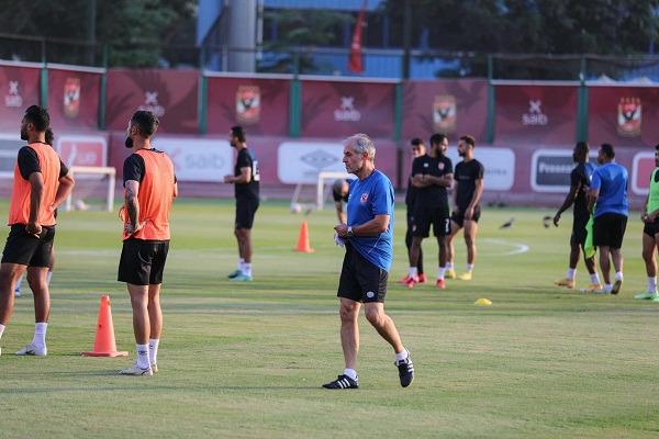 الأهلى يبدأ نظام تدريب اليوم الكامل 