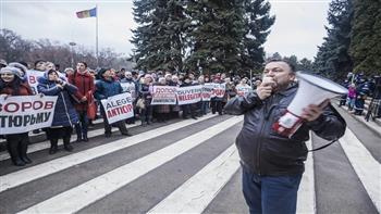   «مولدوفا».. تظاهرات للمطالبة بتنحي الرئيس ومفاوضات مع روسيا  