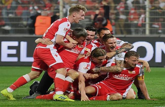 يونيون برلين ينفرد بصدارة الدوري الألماني بالفوز على فولفسبورج 