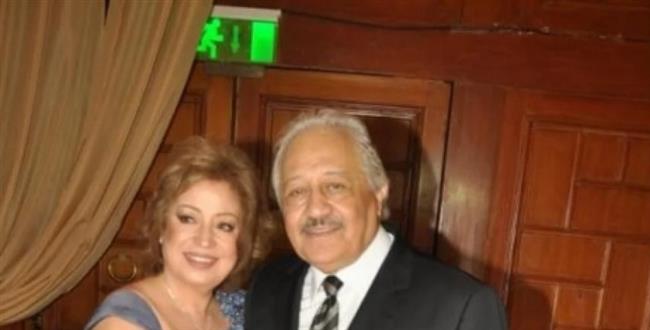 «خالص العزاء للفنان العزيز».. نبيلة عبيد تنعى زوجة خالد زكي